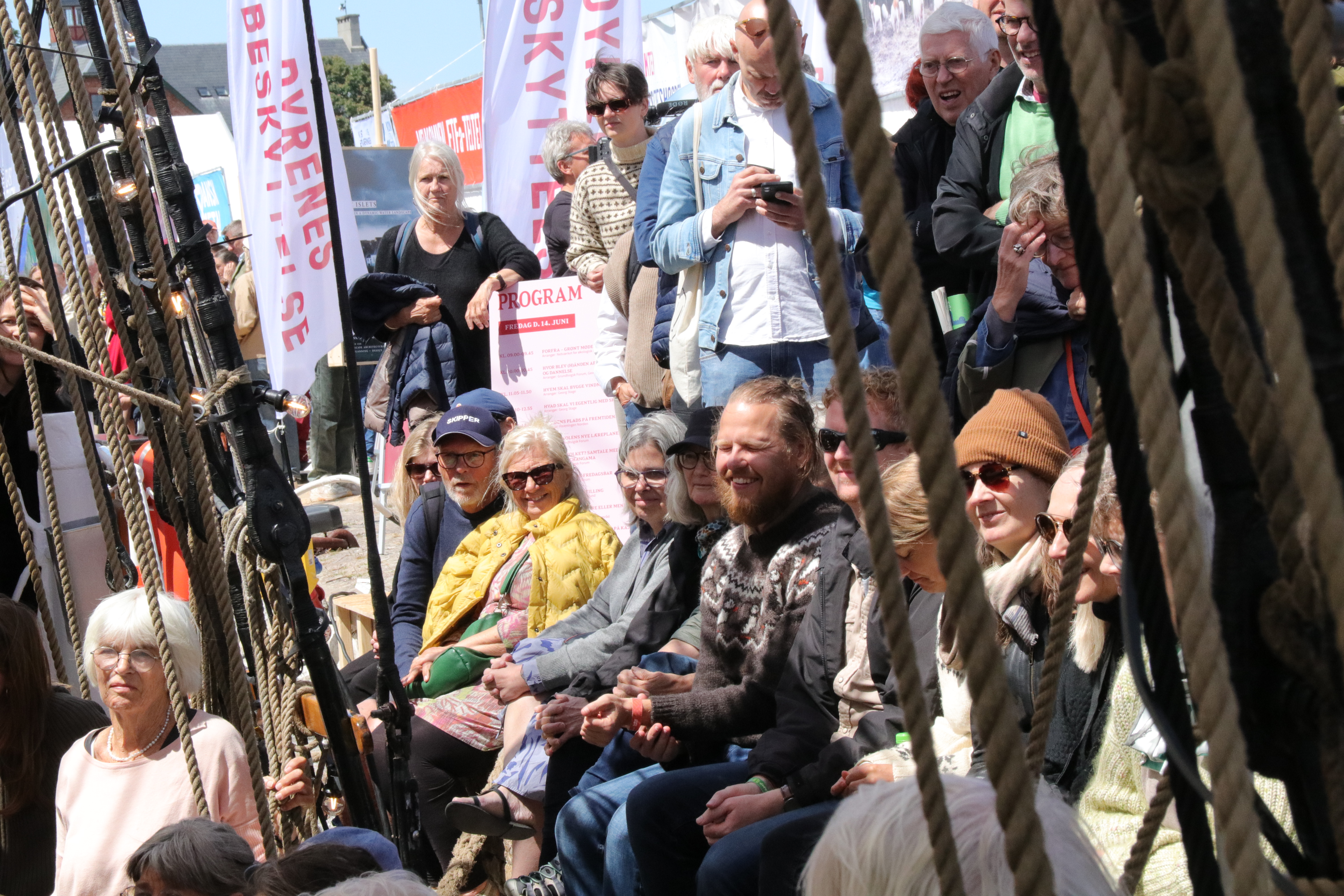 Se billederne: Folkemøde, folkeoplysning og fællessang